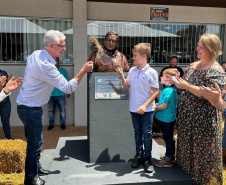 Dia Nacional do Plantio Direto, em Rolândia, com inauguração de busto de Herbert Bartz.