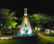 Com o maior monumento dedicado a Nossa Senhora Aparecida na América Latina, Itaipulândia recebe milhares de romeiros no Dia da Padroeira.