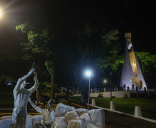 Com o maior monumento dedicado a Nossa Senhora Aparecida na América Latina, Itaipulândia recebe milhares de romeiros no Dia da Padroeira.