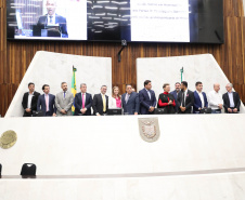 Portos do Paraná recebe homenagem da Assembleia Legislativa 