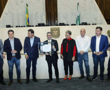 Com melhor gestão do Brasil, Portos do Paraná recebe homenagem da Assembleia