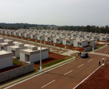 O governador Carlos Massa Ratinho Junior participou, neste sábado (9), da inauguração de um novo bairro planejado em Ponta Grossa, nos Campos Gerais. O Residencial Bem Viver Uvaranas, composto por 408 casas