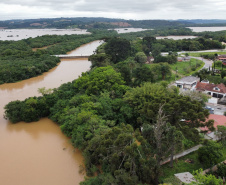 Paraná tem 13 municípios com decretos de situação de emergência homologados; Estado encaminha desabrigados a hotéis