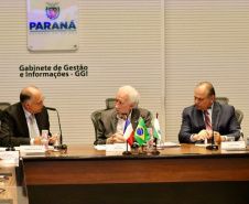 Reunião entre Governo Estadual e o diretor Regional da Agência Francesa De Desenvolvimento 