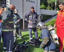 Bombeiros do Paraná encaram desafio solidário na 5ª Corrida do Fogo