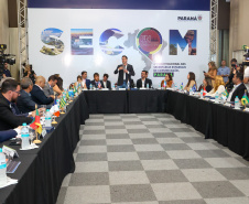 GOVERNADOR FORUM