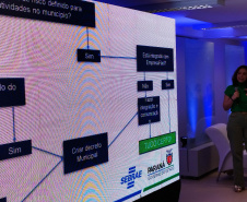 Jucepar e Casa Civil apresentam Descomplica Paraná em Londrina