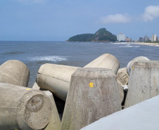 Nova orla: estruturas marítimas ajudam a melhorar a qualidade da água em Matinhos