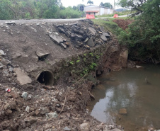 DER homologa obra de novo bueiro em rodovia de Irati 