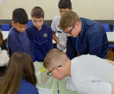 Sanepar realiza ações de sustentabilidade com estudantes em manancial de Bituruna