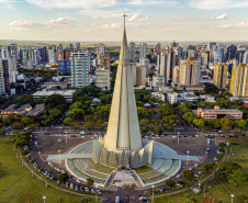 Oito municípios paranaenses integram a lista das 100 maiores economias do País 