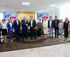  reunião entre o governador Carlos Massa Ratinho Junior e o chefe do governo regional, Jakub Chelstowkski, durante visita da comitiva polonesa à Curitiba. 