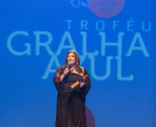 Troféu Gralha Azul premia peças e personagens do teatro na 40º edição