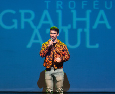 Troféu Gralha Azul premia peças e personagens do teatro na 40º edição