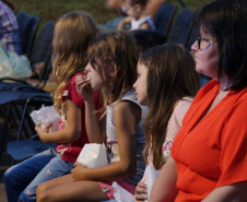 CINEMA NA PRAÇA