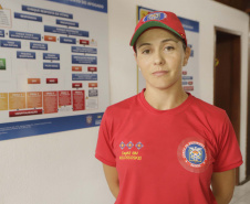  capitã dos bombeiros Debora Kolossoskei.