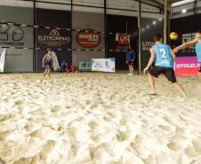 Matinhos, 24 de janeiro de 2024 - Circuito Paranaense de Vôlei de Praia em Matinhos.