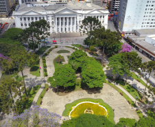 Praça Santos Andrade