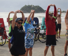 Passeio ciclístico é opção de exercício e lazer em Guaratuba