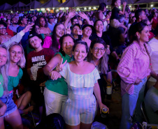 Roupa Nova e Rick e Renner encantam o público no segundo dia de shows no Verão Maior Paraná