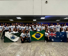 Rumo à Austrália: Ganhando o Mundo leva mais 54 alunos para intercâmbio