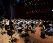 Orquestra Sinfônica do Paraná abre a temporada com a obra Floresta do  Amazonas
