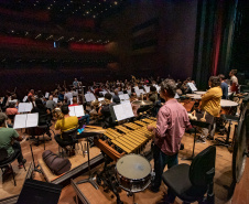 Orquestra Sinfônica do Paraná abre a temporada com a obra Floresta do  Amazonas