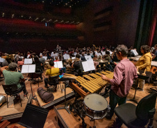 Orquestra Sinfônica do Paraná abre a temporada com a obra Floresta do  Amazonas