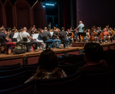 Orquestra Sinfônica do Paraná abre a temporada com a obra Floresta do  Amazonas