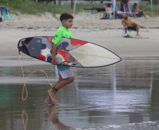 ESPORTE COMPILADO SURF PESCA