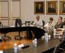 Curitiba, 22 de fevereiro de 2024 - Reunião do Grupo de Trabalho Turismo Religioso na Sala dos Governadores, Palácio Iguaçu.