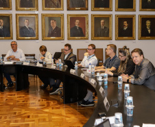 Curitiba, 22 de fevereiro de 2024 - Reunião do Grupo de Trabalho Turismo Religioso na Sala dos Governadores, Palácio Iguaçu.