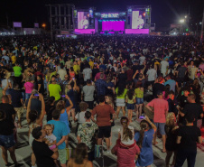Hugo e Guilherme e Roupa Nova atraem multidão aos shows do Verão Maior Paraná