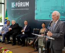O governador em exercício Darci Piana participou nesta segunda-feira (19), em Curitiba, do lançamento de um projeto do Tribunal de Justiça do Estado do Paraná (TJPR) para instalação de pontos de atendimento remoto em municípios que não são sedes de suas comarcas. 
