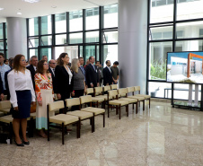O governador em exercício Darci Piana participou nesta segunda-feira (19), em Curitiba, do lançamento de um projeto do Tribunal de Justiça do Estado do Paraná (TJPR) para instalação de pontos de atendimento remoto em municípios que não são sedes de suas comarcas. 
