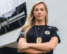 MULHERES POLÍCIA