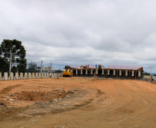 Novo viaduto de São José dos Pinhais atinge marca de 72,7% de execução