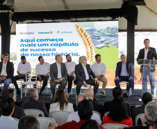 O governador Carlos Massa Ratinho Junior participou nesta quinta-feira (14) do lançamento da pedra fundamental do novo empreendimento do grupo J.Macêdo em Londrina, no Norte do Estado. 