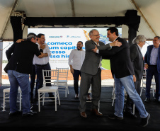 O governador Carlos Massa Ratinho Junior participou nesta quinta-feira (14) do lançamento da pedra fundamental do novo empreendimento do grupo J.Macêdo em Londrina, no Norte do Estado. 