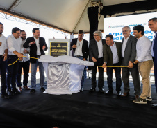 O governador Carlos Massa Ratinho Junior participou nesta quinta-feira (14) do lançamento da pedra fundamental do novo empreendimento do grupo J.Macêdo em Londrina, no Norte do Estado. 