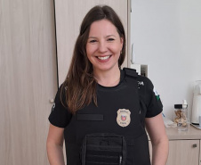 MULHERES POLÍCIA