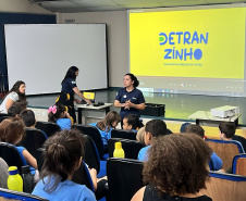 DETRAN MAIO AMARELO 