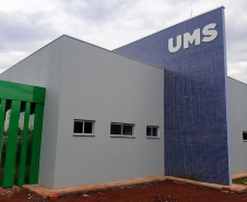 Segundo um relatrio de acompanhamento de execuo da Diretoria de Obras da Secretaria de Estado da Sade (Sesa), o Paran possui atualmente 28 obras de Pronto Atendimento Municipais (PAM), 13 obras de Unidades Mistas de Sade (UMS) e quatro obras de maternidades municipais, somando R$ 181,8 milhes investidos em novas estruturas.