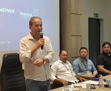 SANEPAR AMPLIA REDE ESGOTO