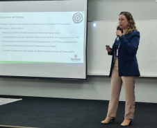 SESA CAPACITA PROFISSIONAIS IDOSOS