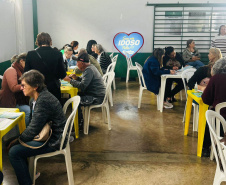  Saúde realiza capacitação de profissionais e mutirão da pessoa idosa na Região Oeste 
