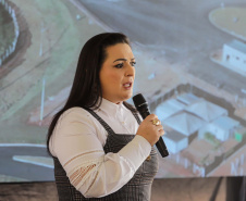 Carambeí, 13 de junho de 2024 - O governador Carlos Massa Ratinho Jr visita a nova fábrica de garrafas da Ambev, que está sendo construída em Carambeí, nos Campos Gerais.