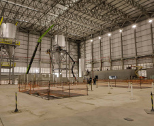 Carambeí, 13 de junho de 2024 - O governador Carlos Massa Ratinho Jr visita a nova fábrica de garrafas da Ambev, que está sendo construída em Carambeí, nos Campos Gerais.