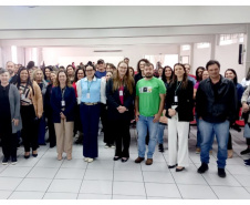 SESA CAPACITA PROFISSIONAIS IDOSOS