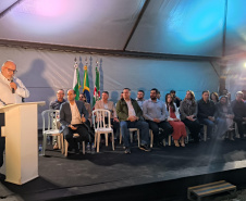 Governo do Estado assina ordem de serviço para maternidade de Reserva